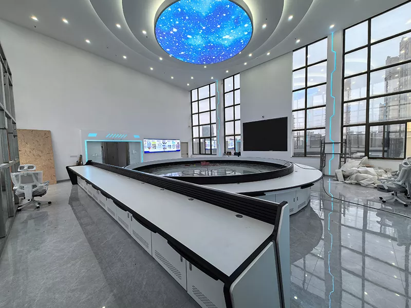 Összeilleszthető felügyeleti konzol